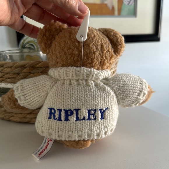 Union Jack Sweater Teddy Bear Aurora for Ripley - Picture 2 of 6